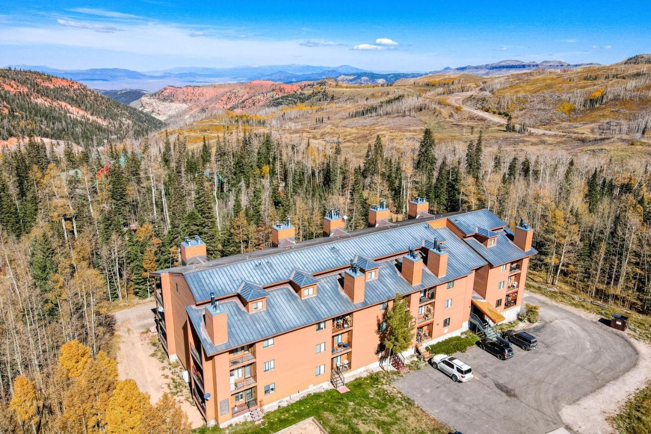 Timberbrook Apartment Брайън Хед Екстериор снимка
