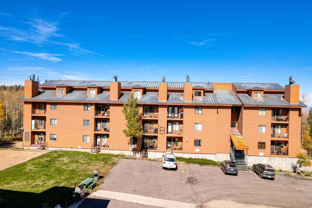 Timberbrook Apartment Брайън Хед Екстериор снимка